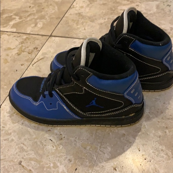 Jordan’s in Great Condition - Picture 3 of 9